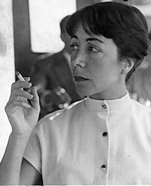 Aurora Bernárdez