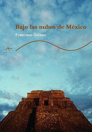 Bajo las nubes de México